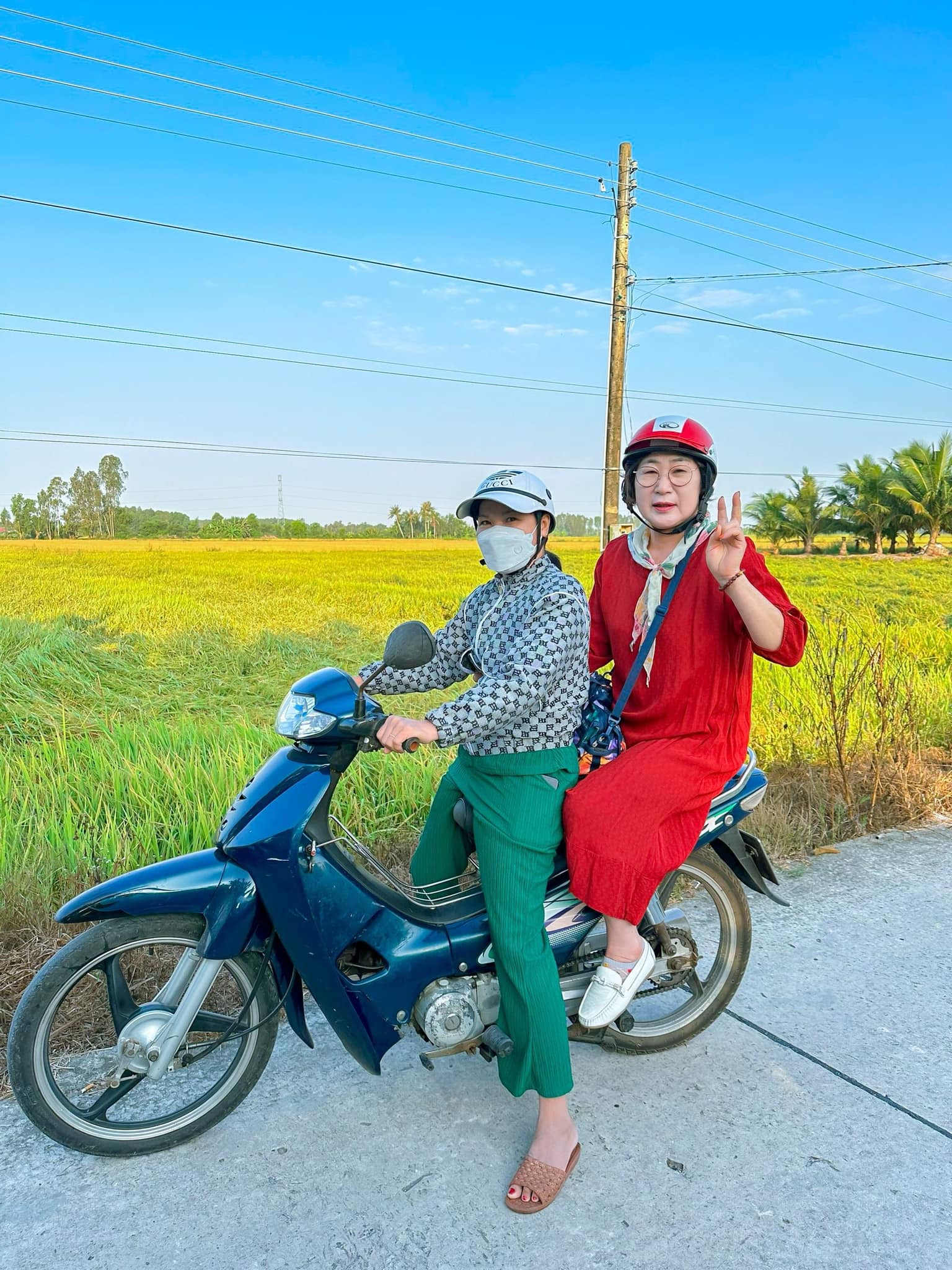 Cô gái Kiên Giang lấy chồng Hàn qua bạn thân mai mối: 15 năm sau dẫn mẹ chồng về quê mình làm 1 việc gây sốt- Ảnh 5.