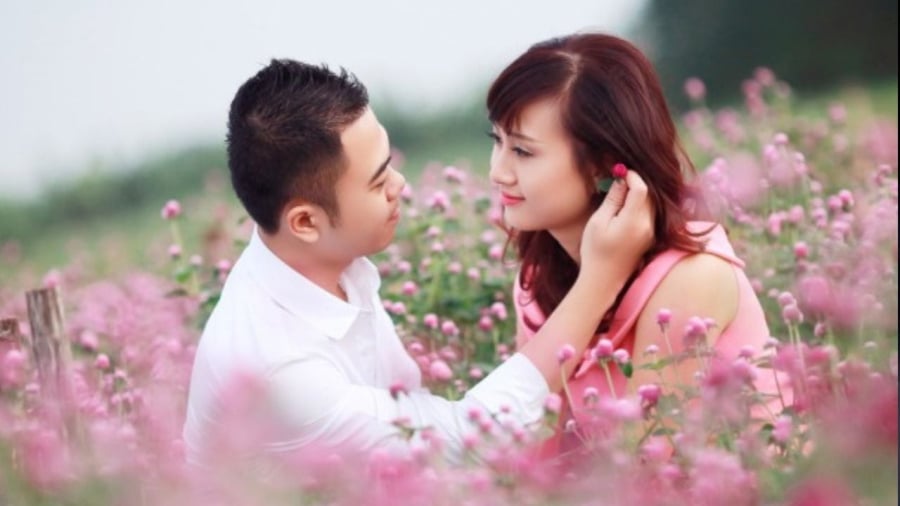 Phụ nữ trung niên thường có những lo lắng về ngoại hình như sự thay đổi do tuổi tác, nếp nhăn, tóc bạc hay tăng cân. 