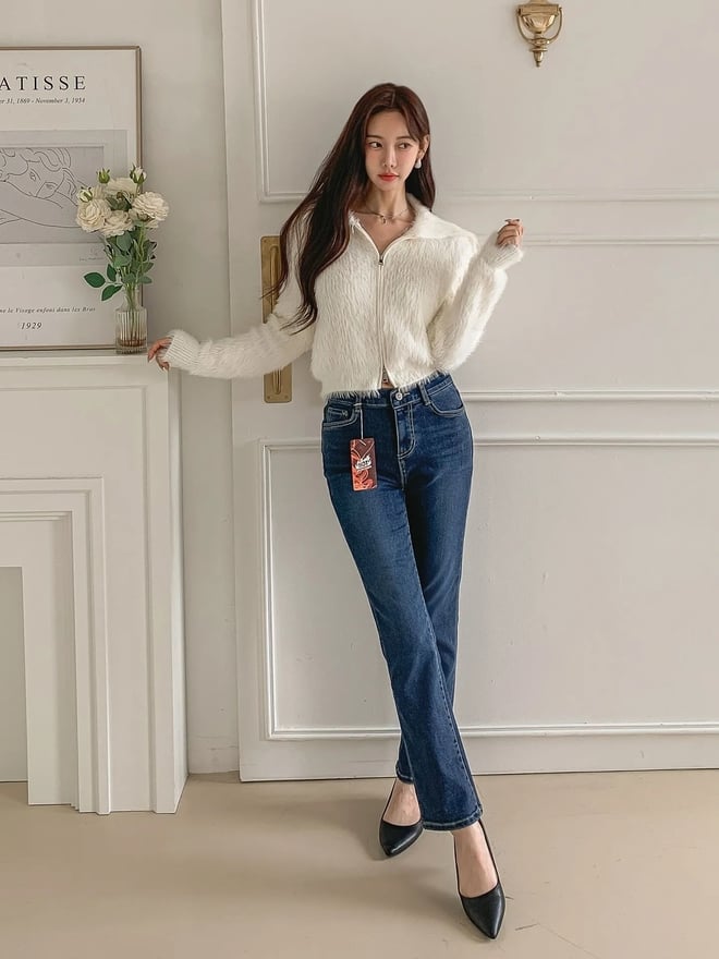  Bộ trang phục này không chỉ giúp giữ ấm trong những ngày se lạnh mà còn tôn lên vẻ ngoài thời thượng.