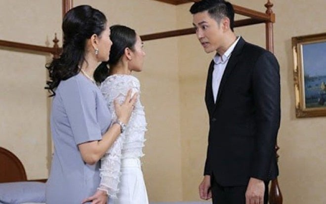 Dale Carnegie từng nói: “Người mà bạn đang giao tiếp không chỉ là lý trí, mà còn là cảm xúc, định kiến và lòng tự trọng.” 