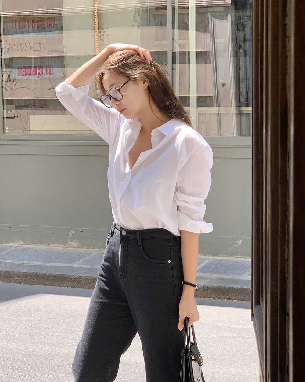 10 cách mặc quần đen sành điệu trong mọi hoàn cảnh, dành cho ai thích phong cách basic - Ảnh 5.