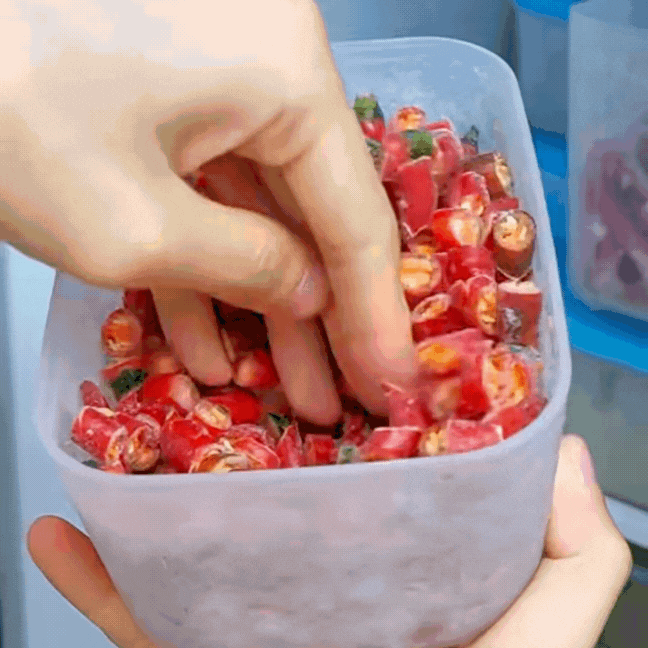 Bí quyết bảo quản ớt tươi ngon suốt 6 tháng: Chị em nội trợ nhất định phải biết! - Ảnh 9.